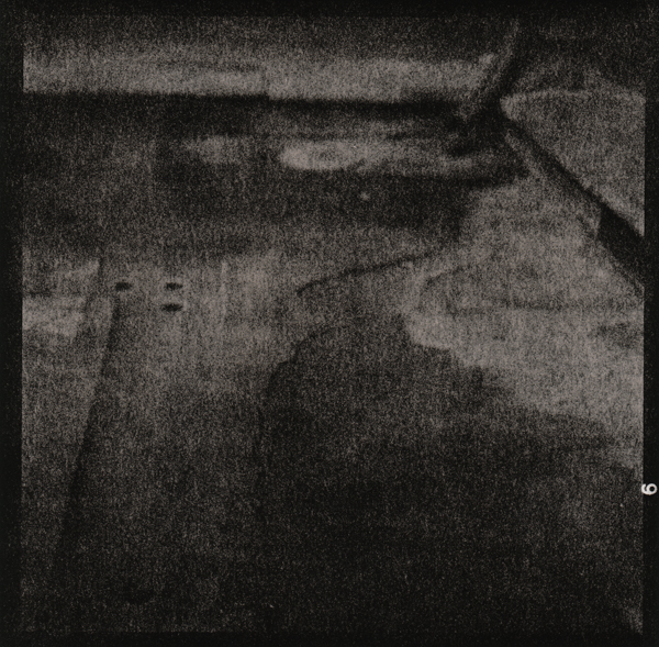 Paper: Fomabrom 111 FB Developer: Rollei Vintage Developer (Lith) 2+1+24 Exposure: f5,6 10 sec. filter 3 Development: about 6 minutes Not yet toned