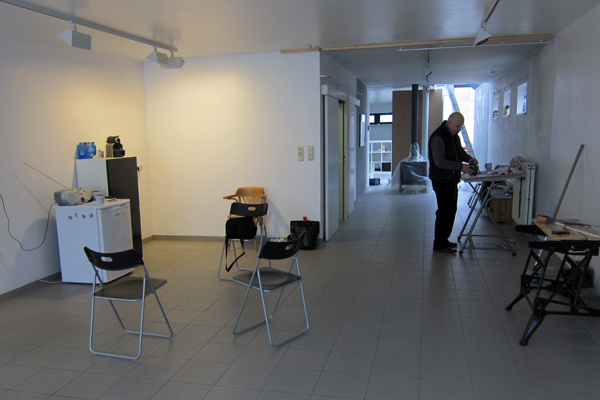 Galerie Zebra - from the exhibition space looking at the entrance