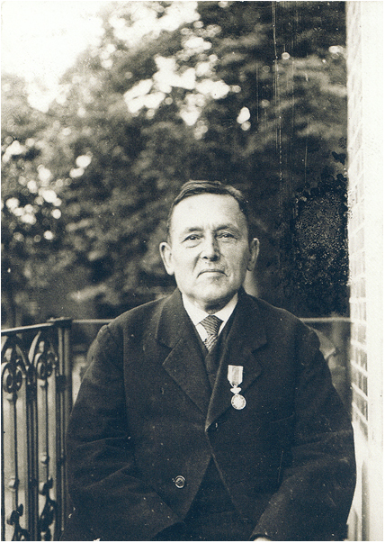 alexandersimays-small Alexander Simays - Self Portrait August 1933