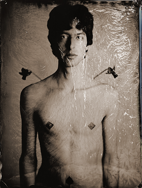 Narcist-8-small Narcis: As you grow you become polluted by money, power etc. You base decisions on what works out best, firstly for yourself. Self love and preservation. Egoism. Hence the choice for the narcis flower, the eyes looking a little over the audiance, the view into one self only explained differently than Mondriaan's version. Here it means getting influenced but you remain the center of all.